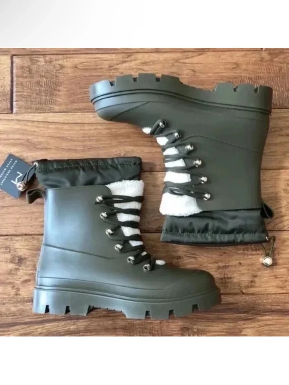 Marc Fisher Freely Lace-Up Lug Sole Boots Dark Green Size 8 NEW in Box NIB